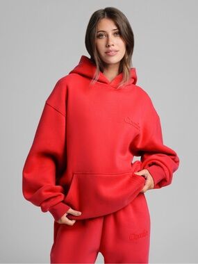 Comfrt Minimalist Hoodie Red Pullover Hoodie - XL